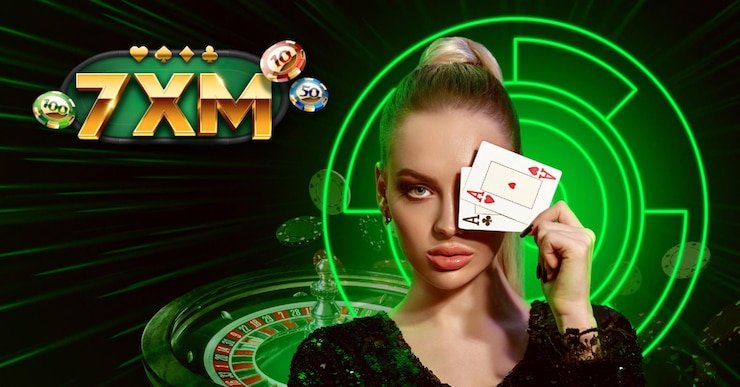 Pengguna smartphone menikmati hiburan sports betting sambil berinteraksi dengan teman secara online